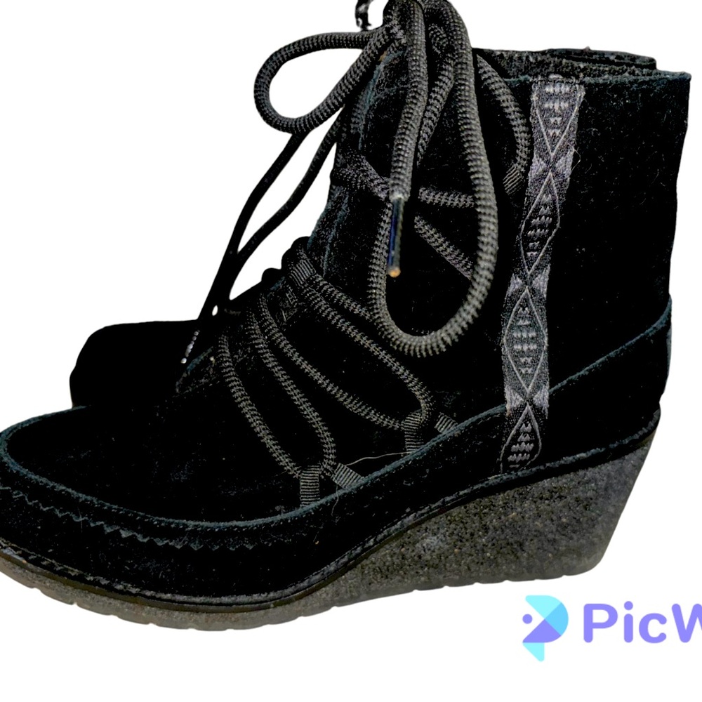 Pendleton Islegate Bootie Cork Wedge Black Suede … - image 1